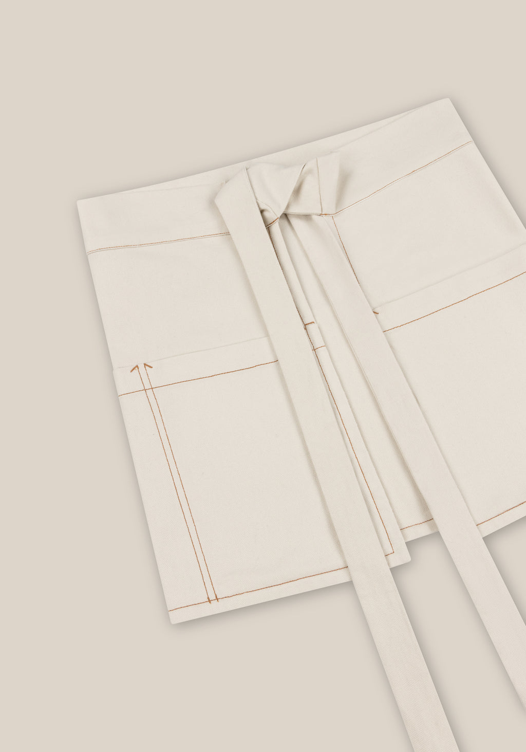 Chestnut Short Apron - Ecru