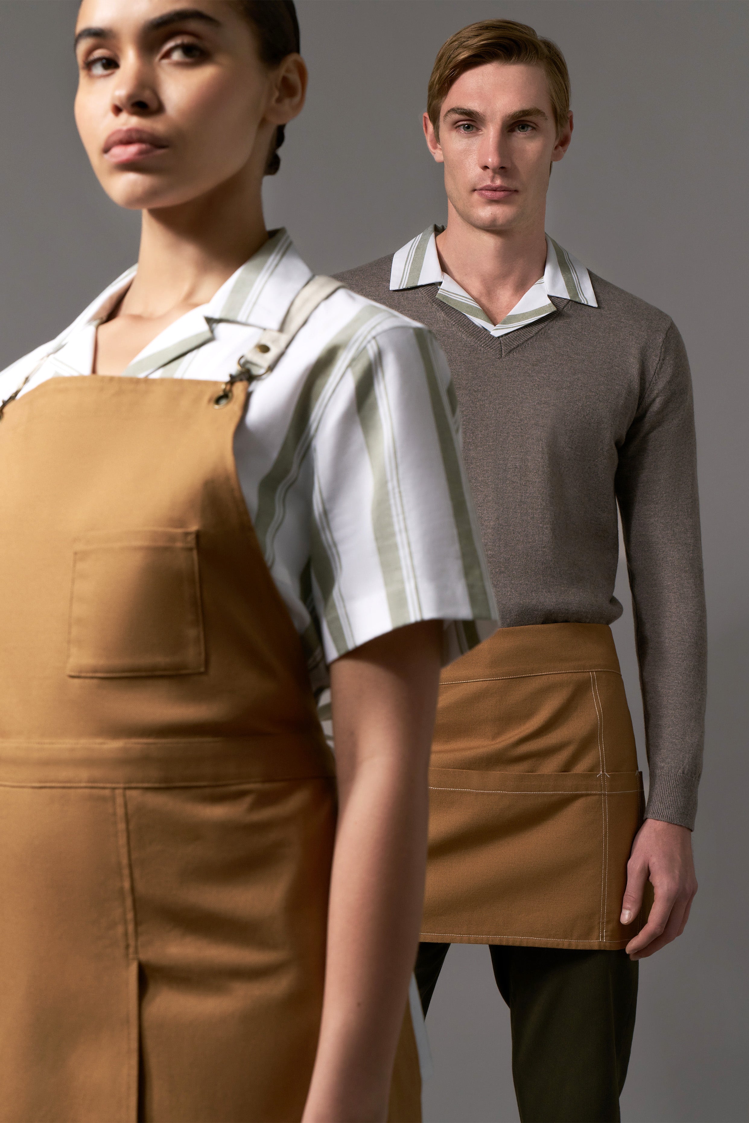 Chestnut Short Apron - Ochre